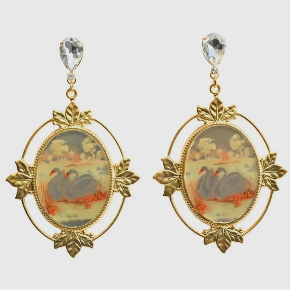 Vintage Swan Cameo Earrings